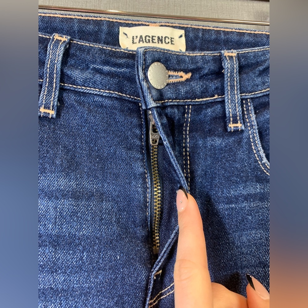 L'AGENCE Ruth High Rise Straight Jeans in Gardena - Picture 5 of 9
